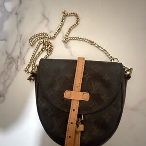 Luxury Designer Louis vuttion vintage  Crossbody Bag